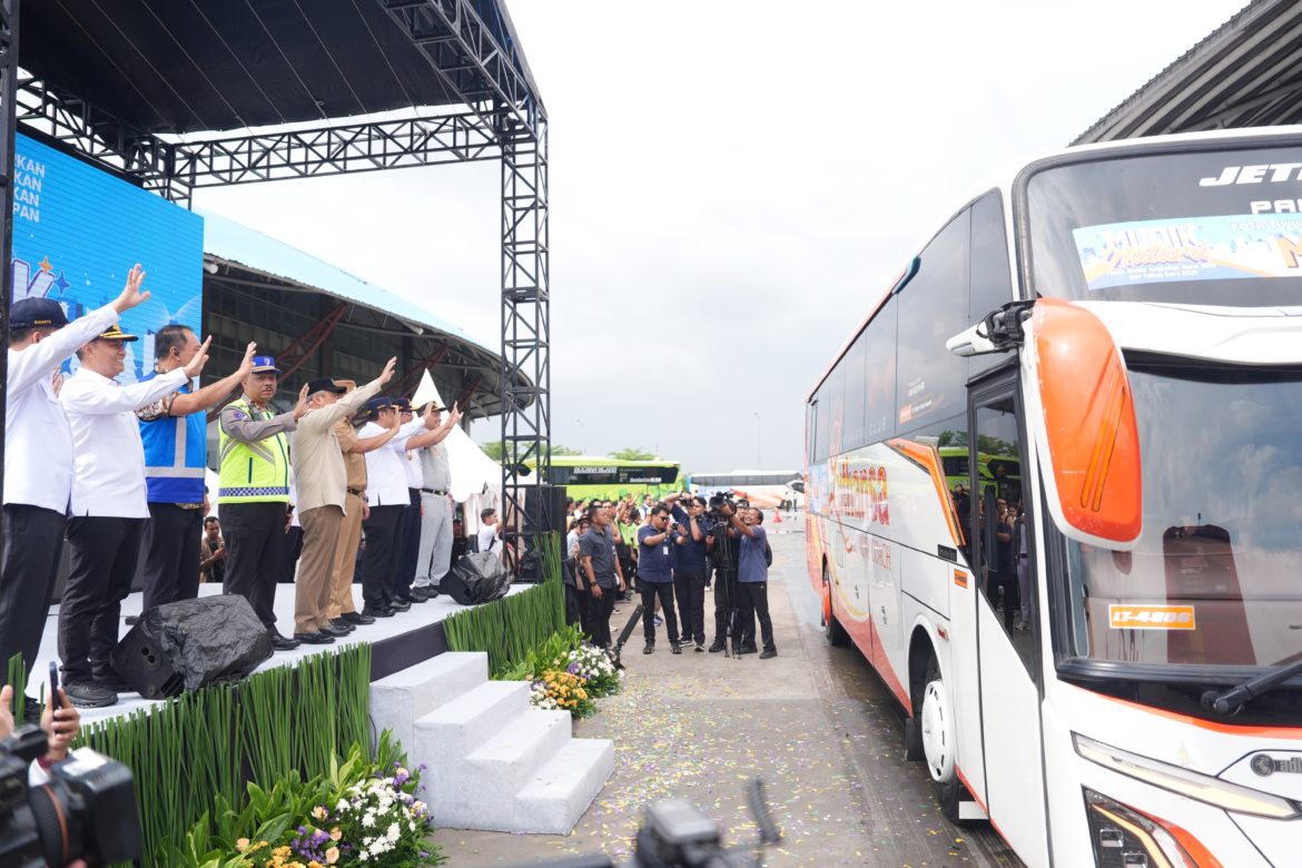 Ribuan Pemudik Ikuti Mudik Gratis Natal Tahun Baru dari Pulo Gebang